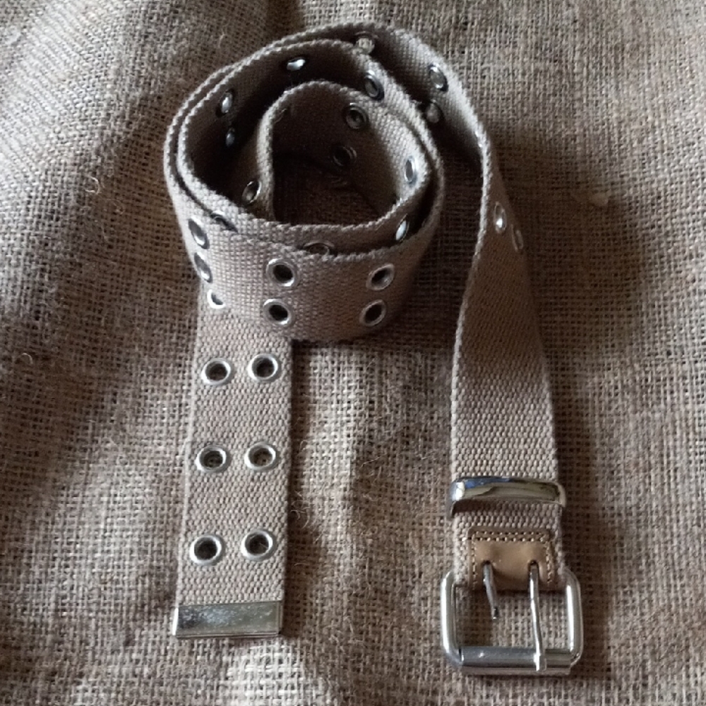 Women's Tan Canvas Belt